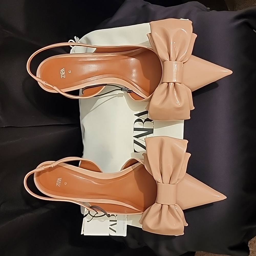 Zara Beige Bow Patent Slingbacks Size 42